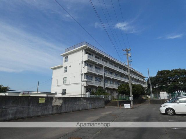 小学校　住吉小学校（小学校）まで904m