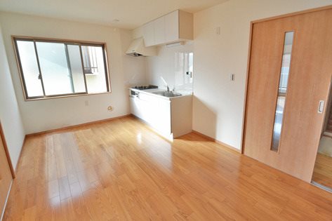 京王井の頭線 久我山駅 徒歩4分 2階建 築12年の居間写真