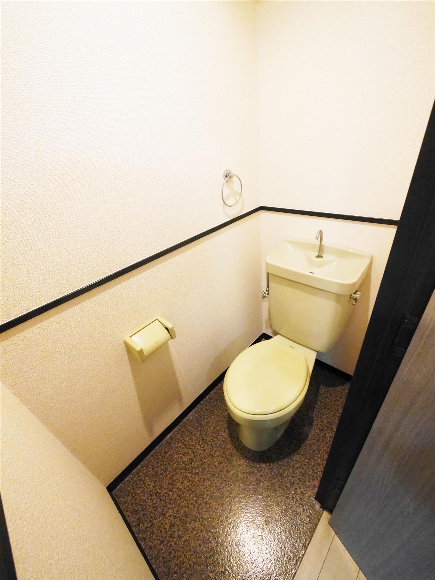 ギャラン筒井のトイレ写真