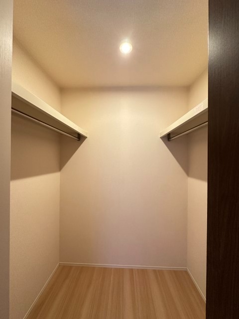 収納　ウォークインクローゼット