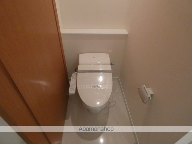 ＪＲ東西線 新福島駅 徒歩3分 50階建 築19年のトイレ写真