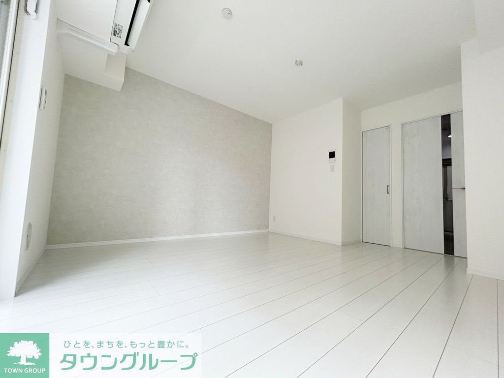 居室・リビング　※別号室参考写真