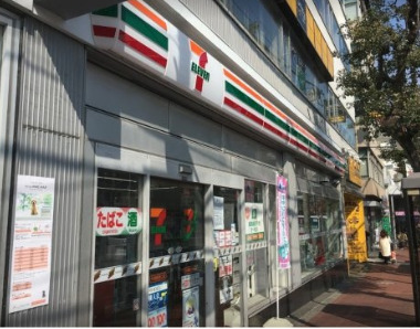 コンビニ　セブン-イレブン 大森駅西口店（コンビニ）まで257m
