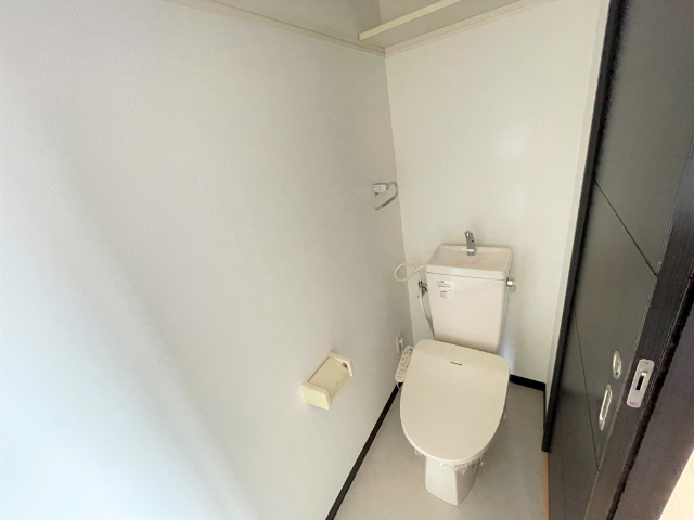 レフィナードのトイレ写真