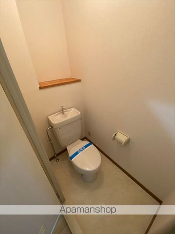 クレストコート笹山のトイレ写真