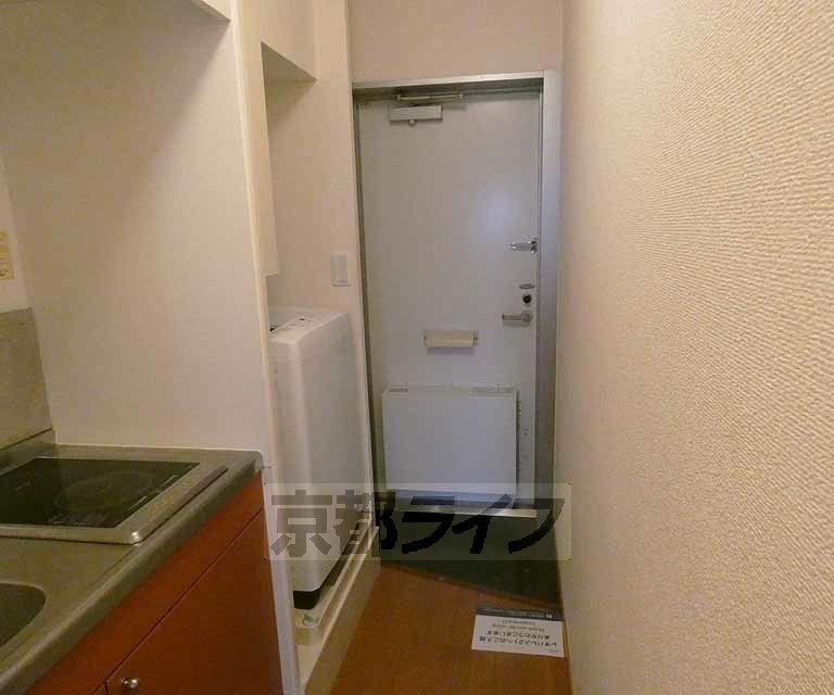 レオパレスみそのの玄関写真