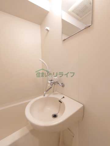 洗面設備　別間取り参考写真