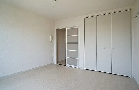 ピアノーブルの居間写真