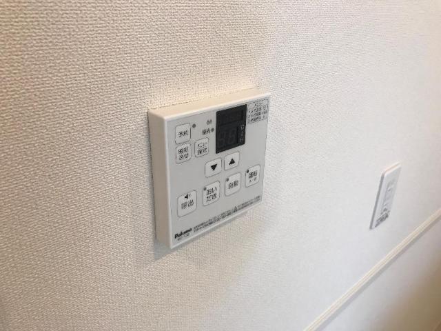 その他設備　給湯リモコン
