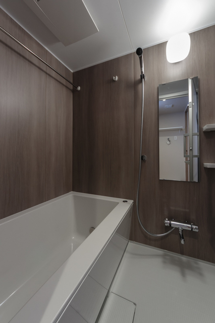 バス・シャワールーム　※写真は同タイプ住戸です。