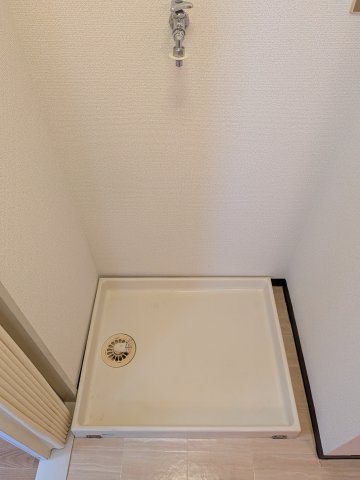 その他　室内洗濯機置場です