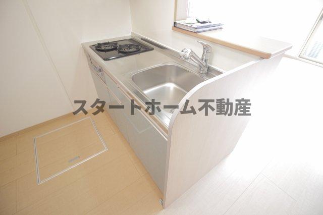 キッチン　コンパクトなキッチンで掃除もラクラク