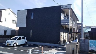 建物外観　駐車場