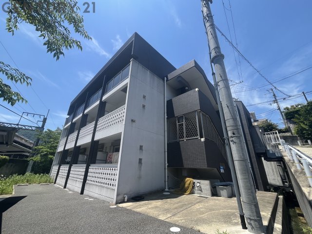 建物外観　オートロック、宅配ボックス、防犯カメラ完備☆