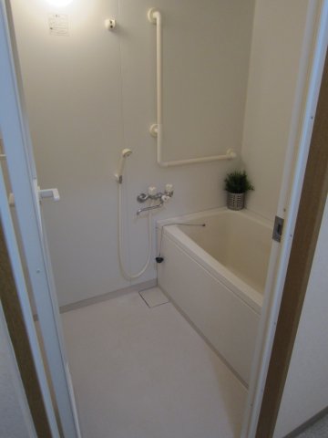バス・シャワールーム　都市ガス給湯