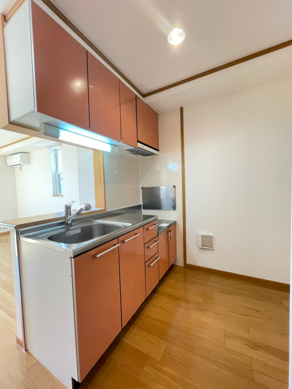 その他　同建物別号室