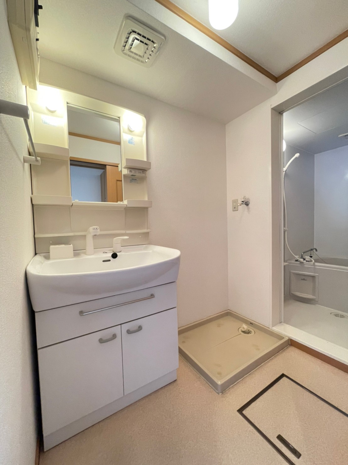 洗面設備　同建物別号室