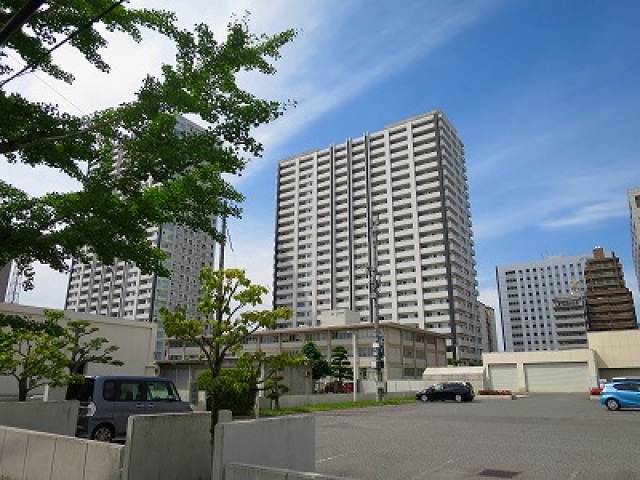 広島ガーデンシティ白島城北イーストタワーの建物外観