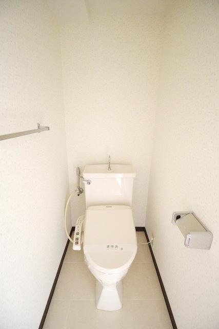 【横浜市青葉区みたけ台のアパートのトイレ】