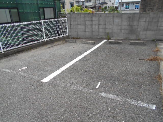 【岩出市森のその他の駐車場】