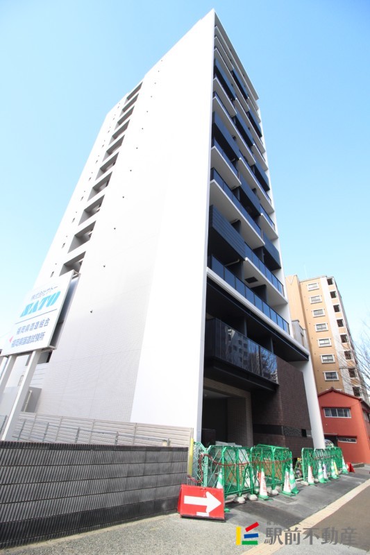 福岡市東区馬出のマンションの建物外観