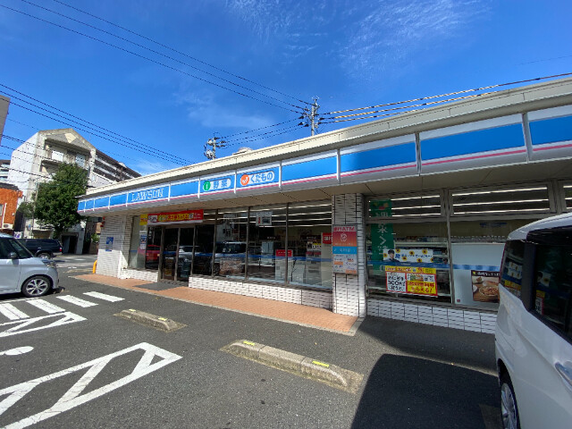 【北九州市戸畑区新池のマンションのコンビニ】