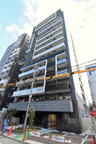 【プレサンス堺筋本町ディスティニーの建物外観】