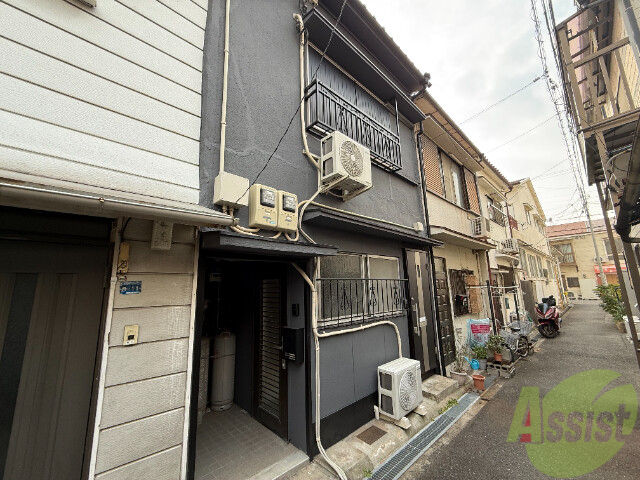 【神戸市長田区東尻池町のアパートの建物外観】