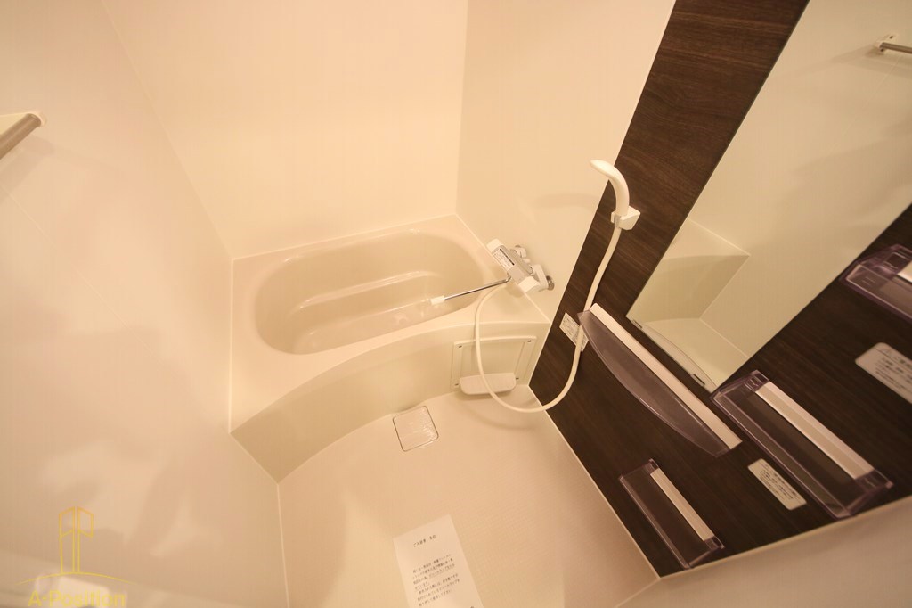 バス・シャワールーム　セレニテ桜川駅前プリエ