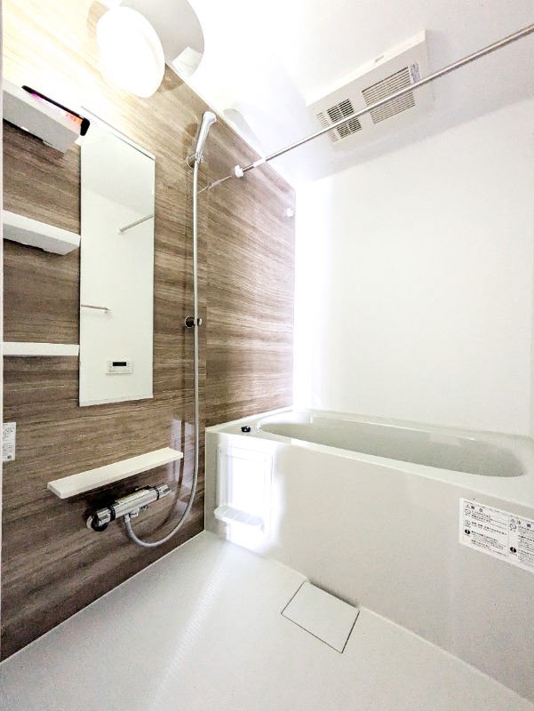 バス・シャワールーム　図面と現状に相違がある場合には現状を優先