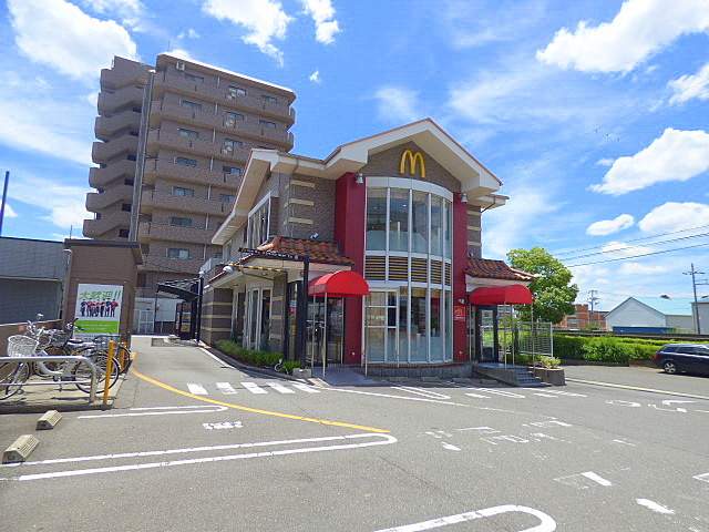 飲食店　マクドナルド（飲食店）まで950m