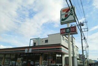 コンビニ　セブン-イレブン 三島西若町店（コンビニ）まで37m