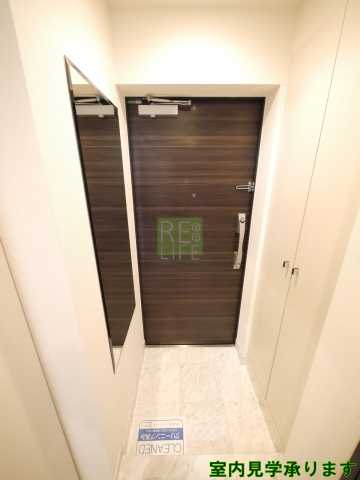 玄関　ロアール四谷