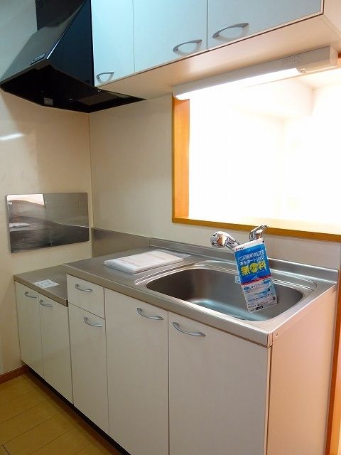 キッチン　駅前