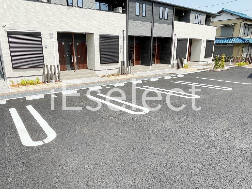 駐車場　敷地内駐車場も募集中です！