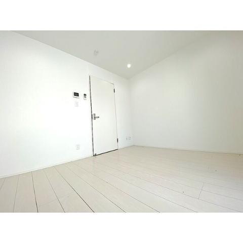 居室・リビング　室内