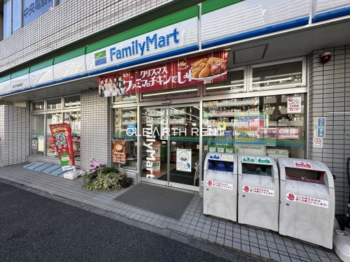 コンビニ　ファミリーマート 横浜戸部中央店（コンビニ）まで372m