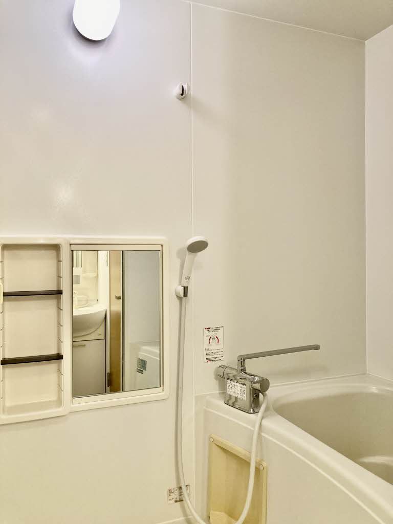 バス・シャワールーム　浴室