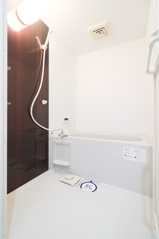 バス・シャワールーム　図面と現状に相違がある場合には現状を優先