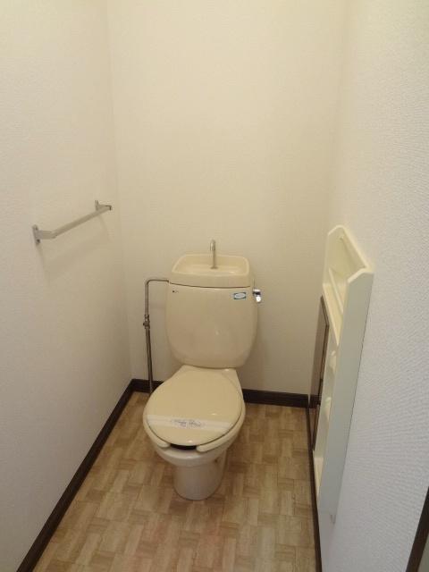 トイレ　シンプルで使いやすいトイレです