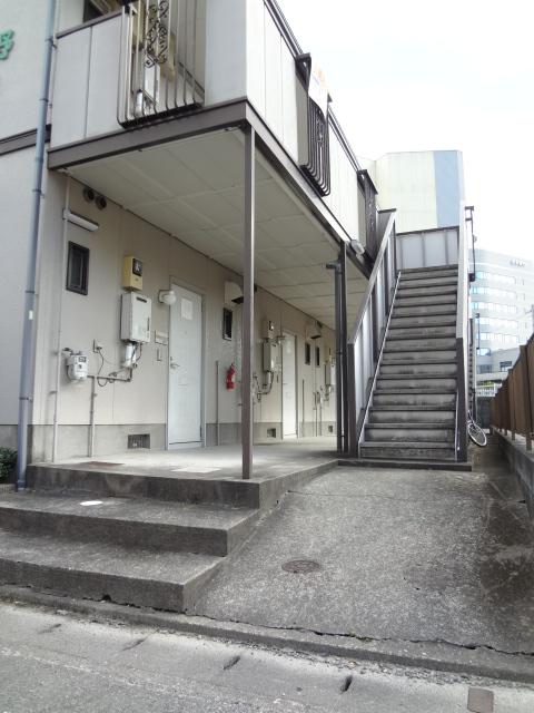 エントランス　建物の内部です