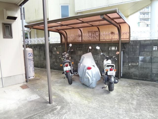 駐車場　駐車スペースもあります