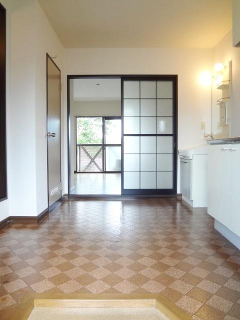 玄関　収納もある玄関です