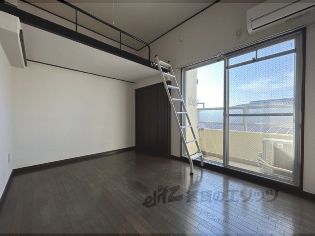 居室・リビング　洋室