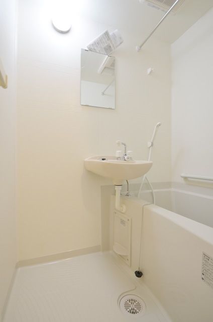 バス・シャワールーム　バスルーム