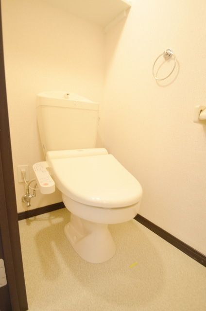 トイレ　シャワー付トイレ