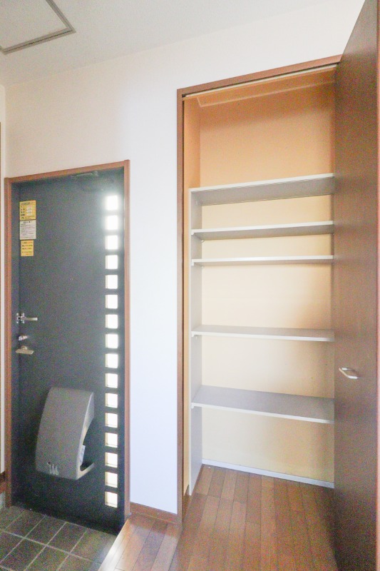 収納　図面と現状に相違がある場合には現状を優先