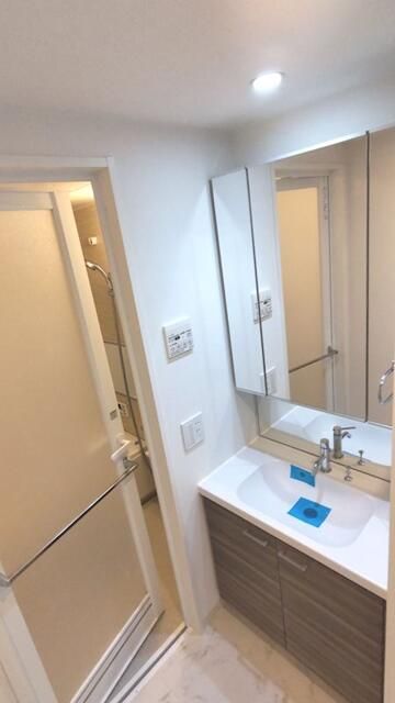 洗面設備　忙しい朝には欠かせない洗面所です