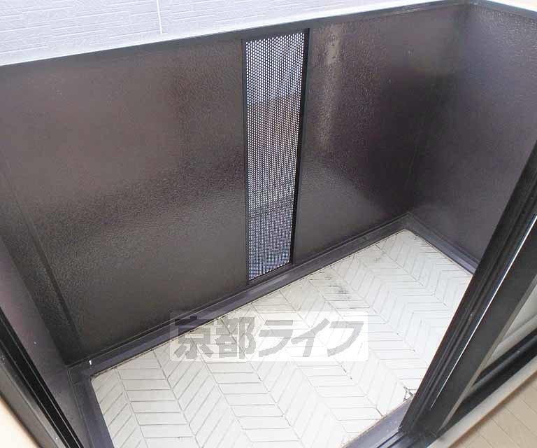 バルコニー　洗濯物もゆったりと干せます。