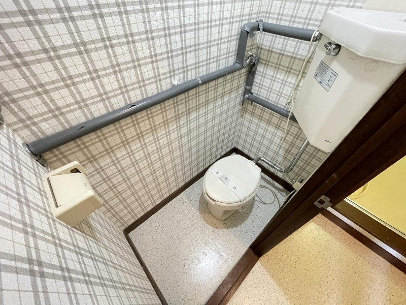 トイレ　トイレ